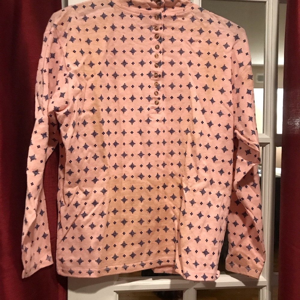 Hunters Run top